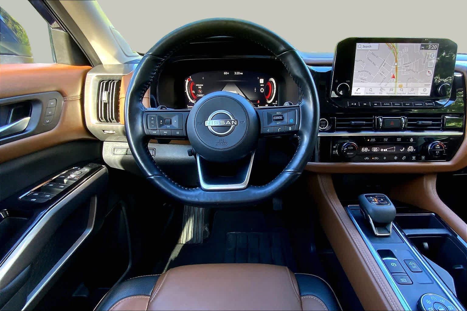Used 2023 Nissan Pathfinder Platinum AWD/4WD image 6