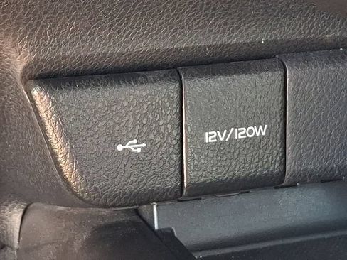 Used 2024 Toyota Camry SE FWD image 15