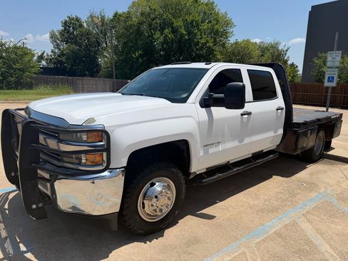 Used 2016 Chevrolet Silverado 3500 W/T AWD/4WD image 1