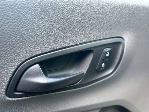 Used 2021 Ford Transit 350 XLT image 19