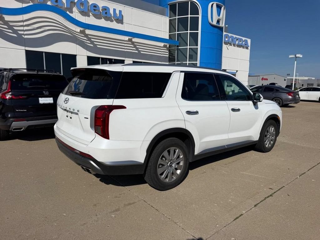 Used 2025 Hyundai Palisade SEL AWD/4WD image 2