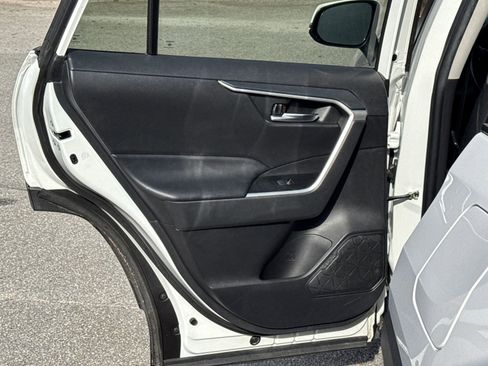 Used 2023 Toyota RAV4 XLE image 21