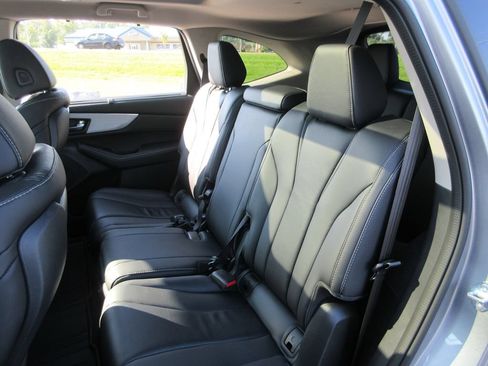 Used 2023 Acura MDX SH-AWD w/ Technology Package image 23