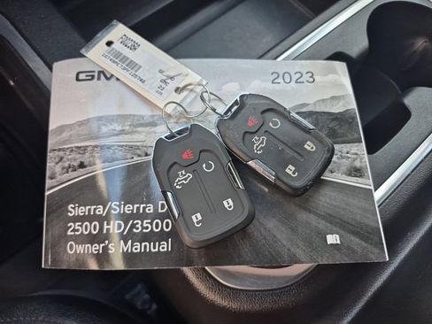 Used 2023 GMC Sierra 2500 AT4 w/ Snow Plow Prep/Camper Package image 38