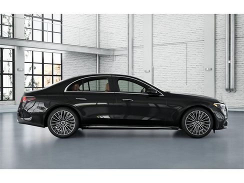 New 2026 Mercedes-Benz E 450 4MATIC Sedan image 2