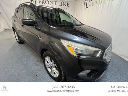 Used 2018 Ford Escape SE w/ SE Sync 3 Package