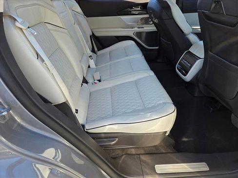 Used 2025 Lincoln Nautilus Black Label image 18