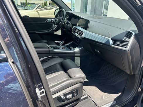 Used 2021 BMW X5 M50i w/ Executive Package AWD/4WD image 8