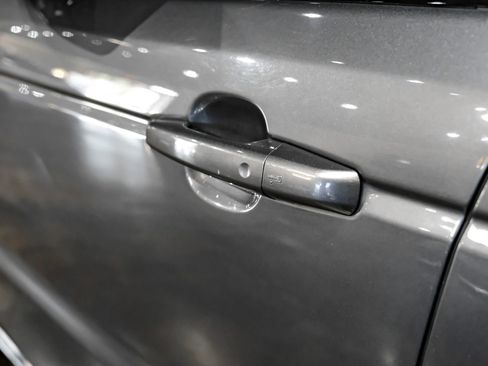 Used 2019 Land Rover Range Rover Sport HSE image 39