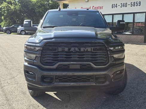Used 2025 RAM 2500 Big Horn AWD/4WD image 2