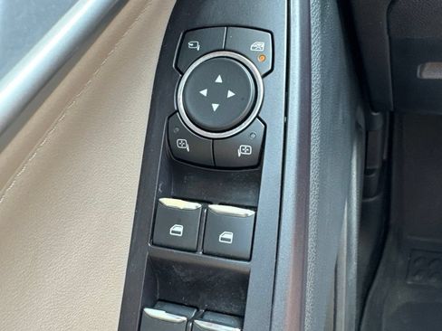 Used 2020 Ford Explorer Limited RWD image 23