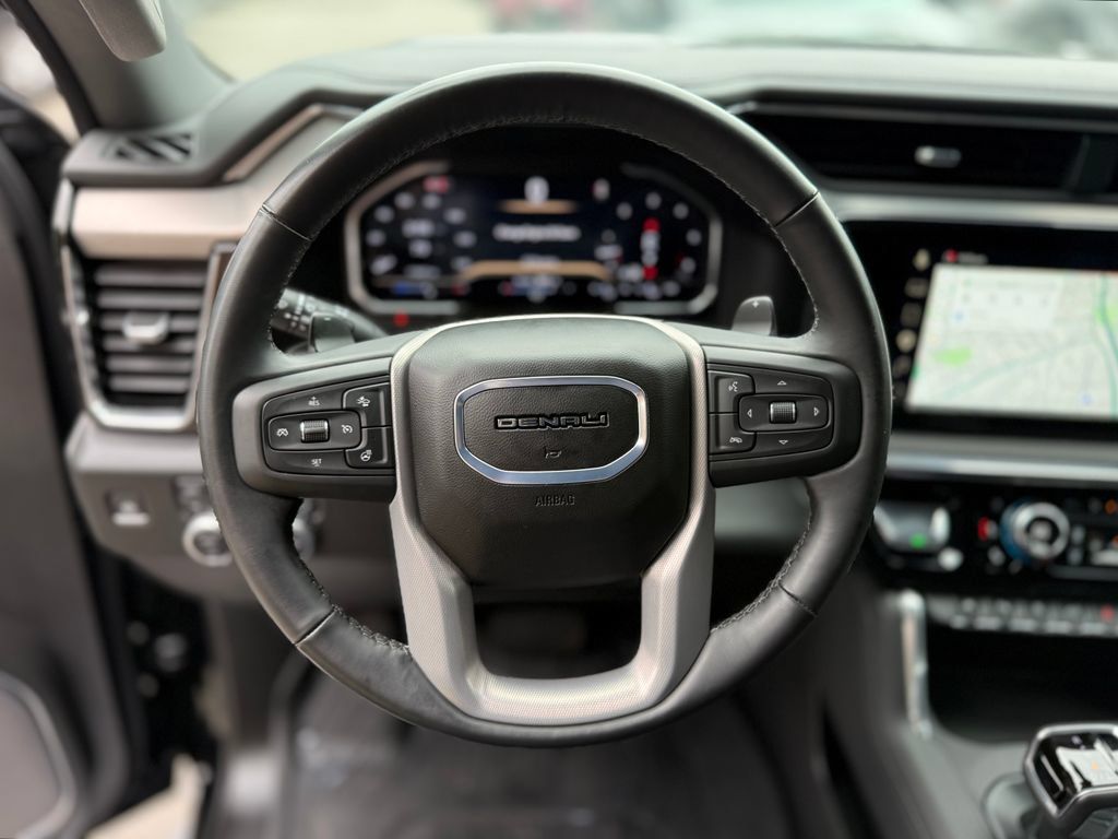 Used 2025 GMC Sierra 1500 Denali AWD/4WD image 6