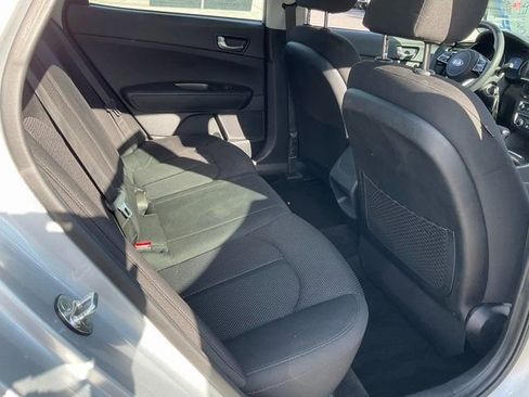 Used 2020 Kia Optima LX image 16
