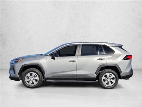 Used 2023 Toyota RAV4 LE image 9