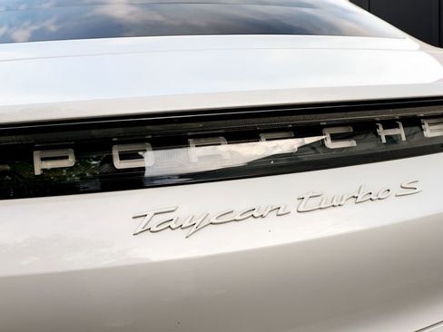 Used 2021 Porsche Taycan Turbo S AWD/4WD image 15
