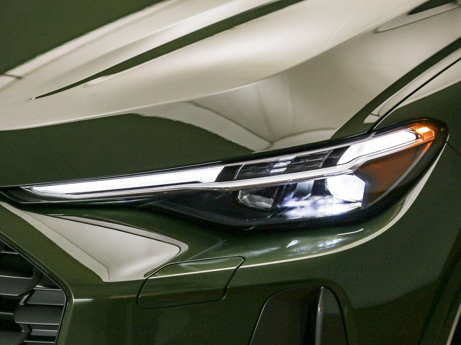 Certified 2025 Audi Q5 Premium Plus AWD/4WD image 8