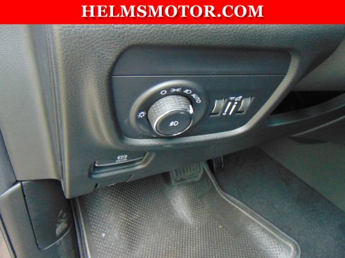 Certified 2024 Jeep Grand Cherokee L Limited w/ Luxury Tech Group II image 18