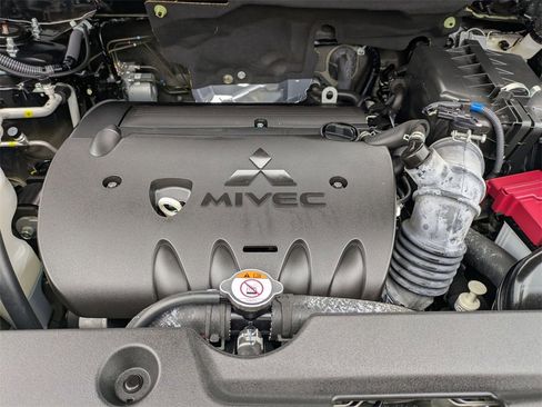 Used 2025 Mitsubishi Outlander Sport SE image 36