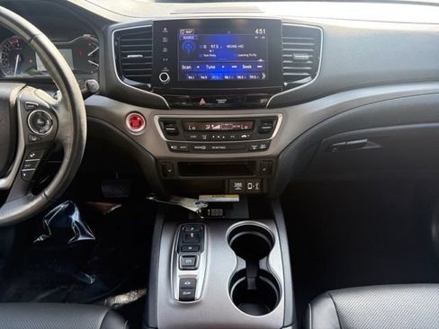Used 2023 Honda Ridgeline RTL-E image 9