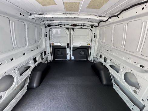 New 2025 Ford Transit 250 Base image 21