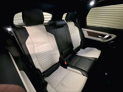 Used 2020 Land Rover Discovery Sport SE R-Dynamic image 16