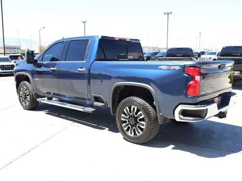 Used 2020 Chevrolet Silverado 3500 LTZ w/ LTZ Convenience Package AWD/4WD image 4