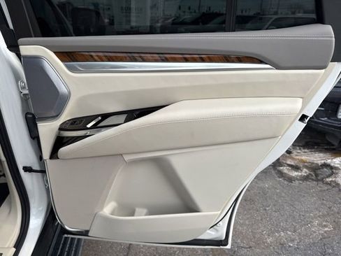Certified 2025 Cadillac Escalade Sport Platinum image 26