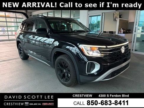 Used 2024 Volkswagen Atlas Peak Edition SEL AWD/4WD image 1