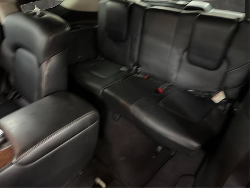 Used 2019 Nissan Armada Platinum w/ Captain's Chairs Package RWD image 29