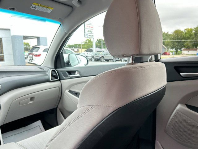 Used 2021 Hyundai Tucson SE FWD image 25