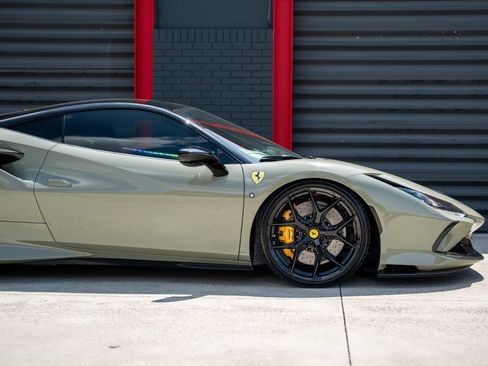 Used 2020 Ferrari F8 Tributo RWD image 2