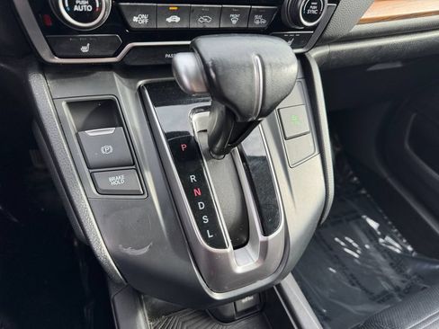 Used 2018 Honda CR-V Touring image 24
