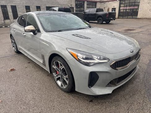 Used 2019 Kia Stinger GT1 image 7
