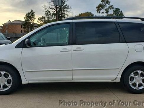 Used 2004 Toyota Sienna image 3
