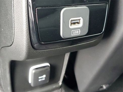 New 2026 Jeep Compass Limited w/ Sun, Sound & Navigation Group image 12