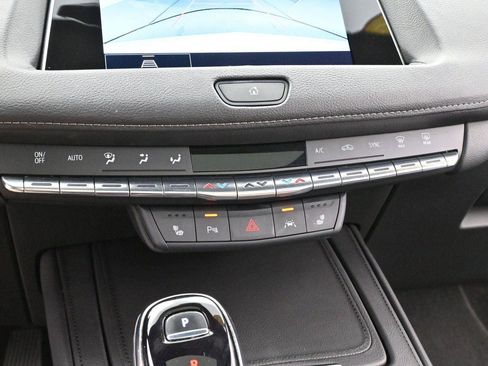 Used 2023 Cadillac XT4 Premium Luxury w/ Cold Weather Package AWD/4WD image 24