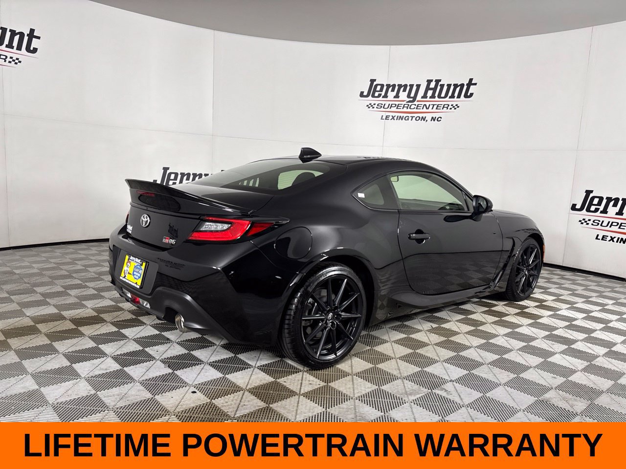 Used 2025 Toyota GR86 Premium RWD image 6