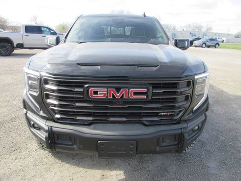 New 2026 GMC Sierra 1500 AT4X AWD/4WD image 13