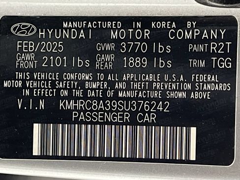 Used 2025 Hyundai Venue SEL FWD image 69