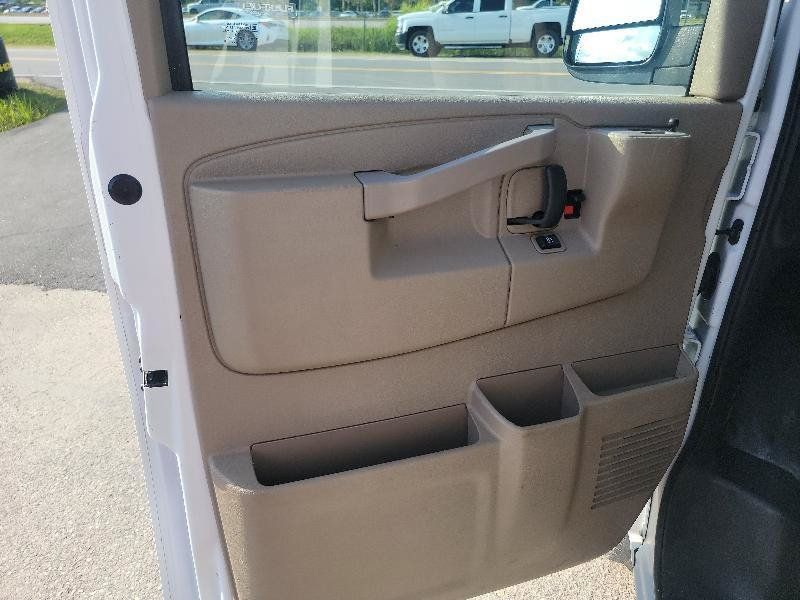 Used 2019 Chevrolet Express 2500 w/ Safety Package RWD image 7