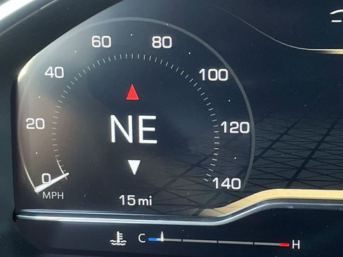 New 2025 GMC Sierra 2500 SLT w/ SLT Premium Package image 12