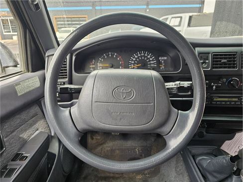 Used 1999 Toyota Tacoma 4x4 Xtracab V6 image 6