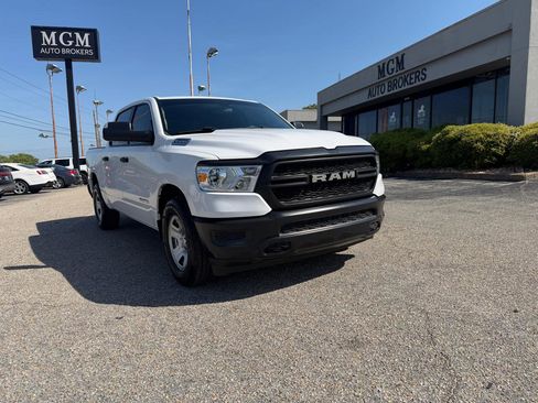 Used 2020 RAM 1500 Tradesman w/ Trailer Tow Group RWD image 2