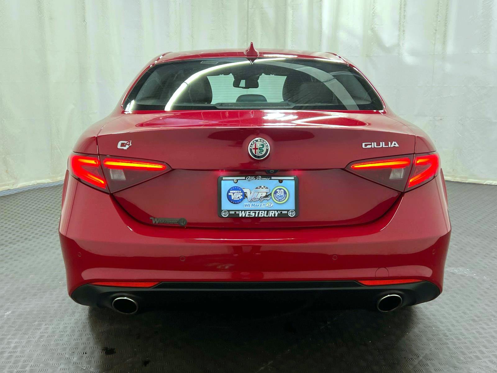 Used 2020 Alfa Romeo Giulia Ti AWD/4WD image 7