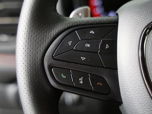 Used 2025 Dodge Durango R/T w/ Blacktop Package image 16