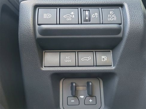 Used 2024 Toyota Land Cruiser image 14