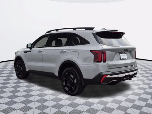 Used 2025 Kia Sorento SX AWD/4WD image 5