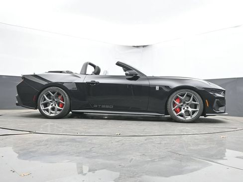 New 2026 Ford Mustang GT Premium w/ GT Performance Package RWD image 33
