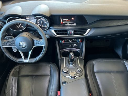 Used 2019 Alfa Romeo Stelvio w/ Nero Edizione RWD image 13