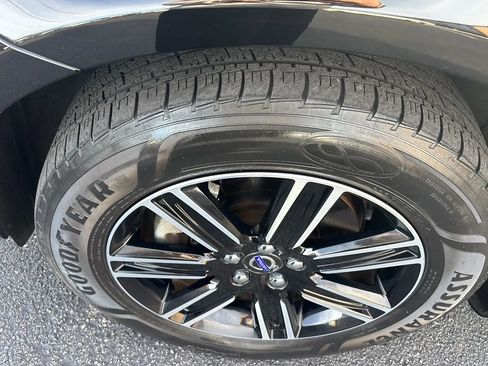 Used 2016 Volvo XC60 T6 Platinum image 30